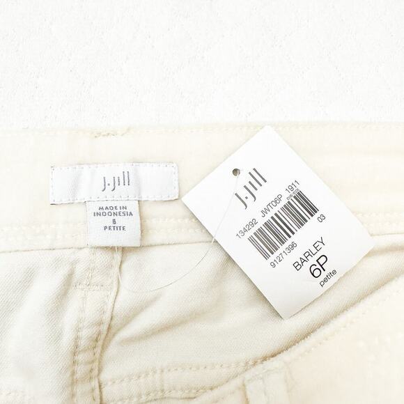 J. Jill Barley Straight Leg Soft Denim Jean Pants Cream Color Size 6 Petite - Picture 4 of 8